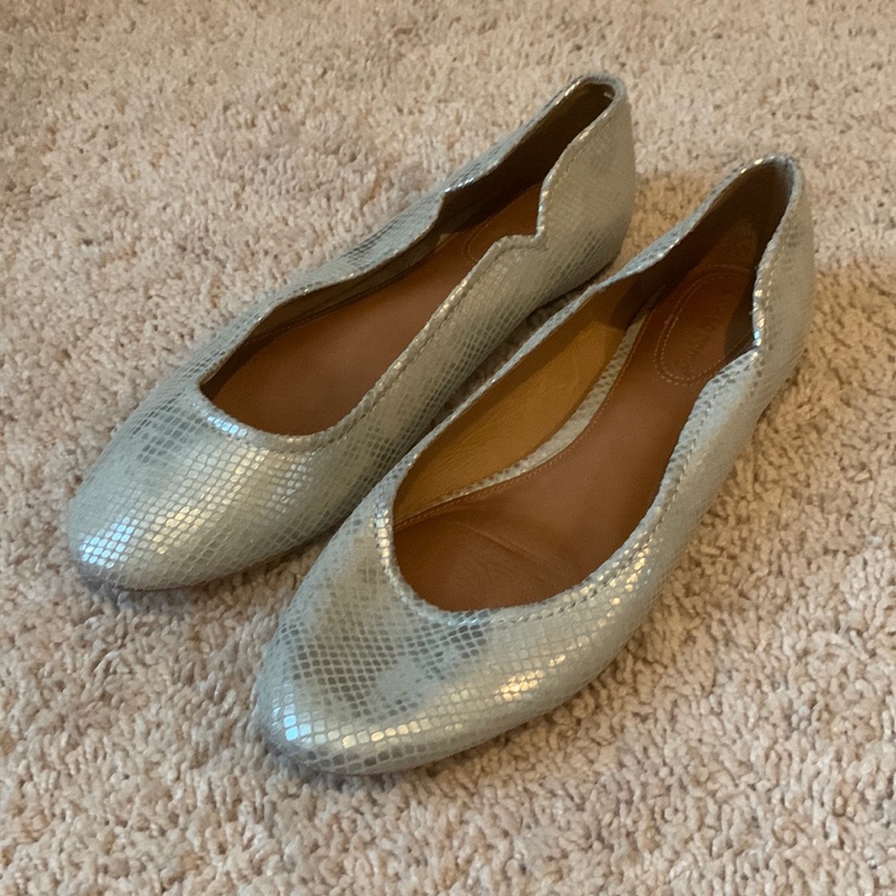 Super comfy Corso Como ballet flats